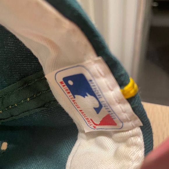 Vintage Oakland Athletics Snapback - Picture 6 of 6
